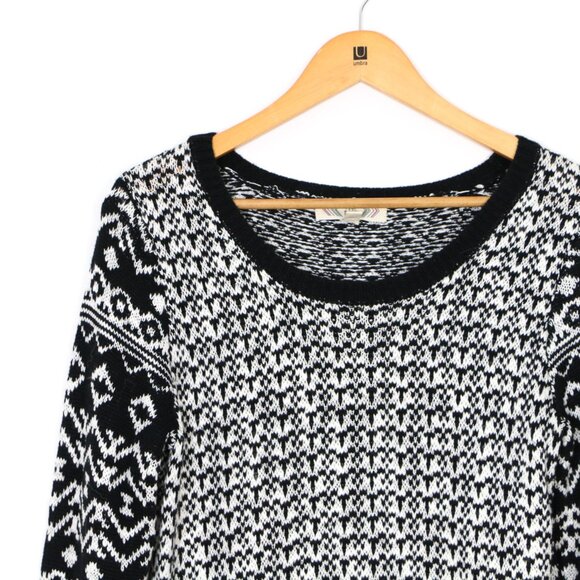 *Pink Rose Black and White Knitted Long Sleeve Dress - Picture 4 of 7